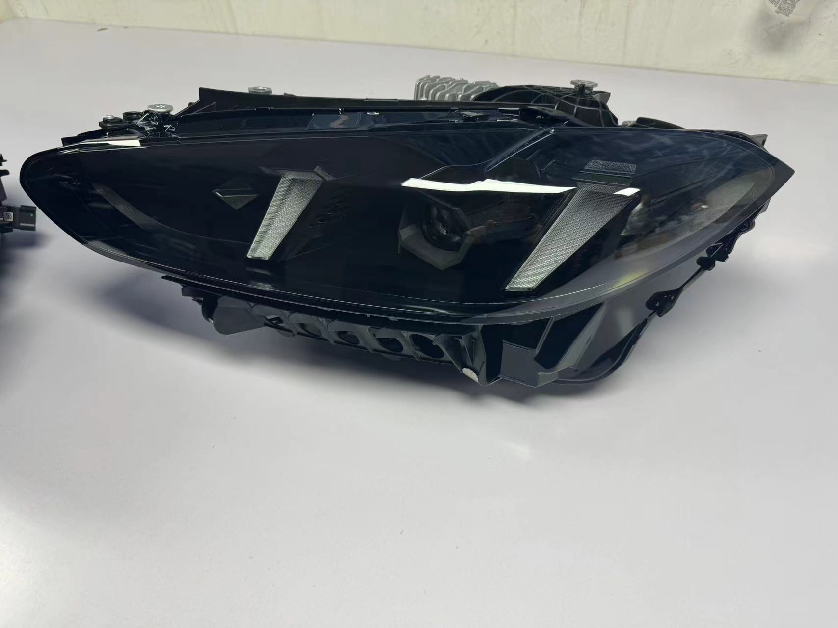 BMW 3/4 Series & M3/M4 G8X Snake Eyes Headlight Upgrade Plug & Play