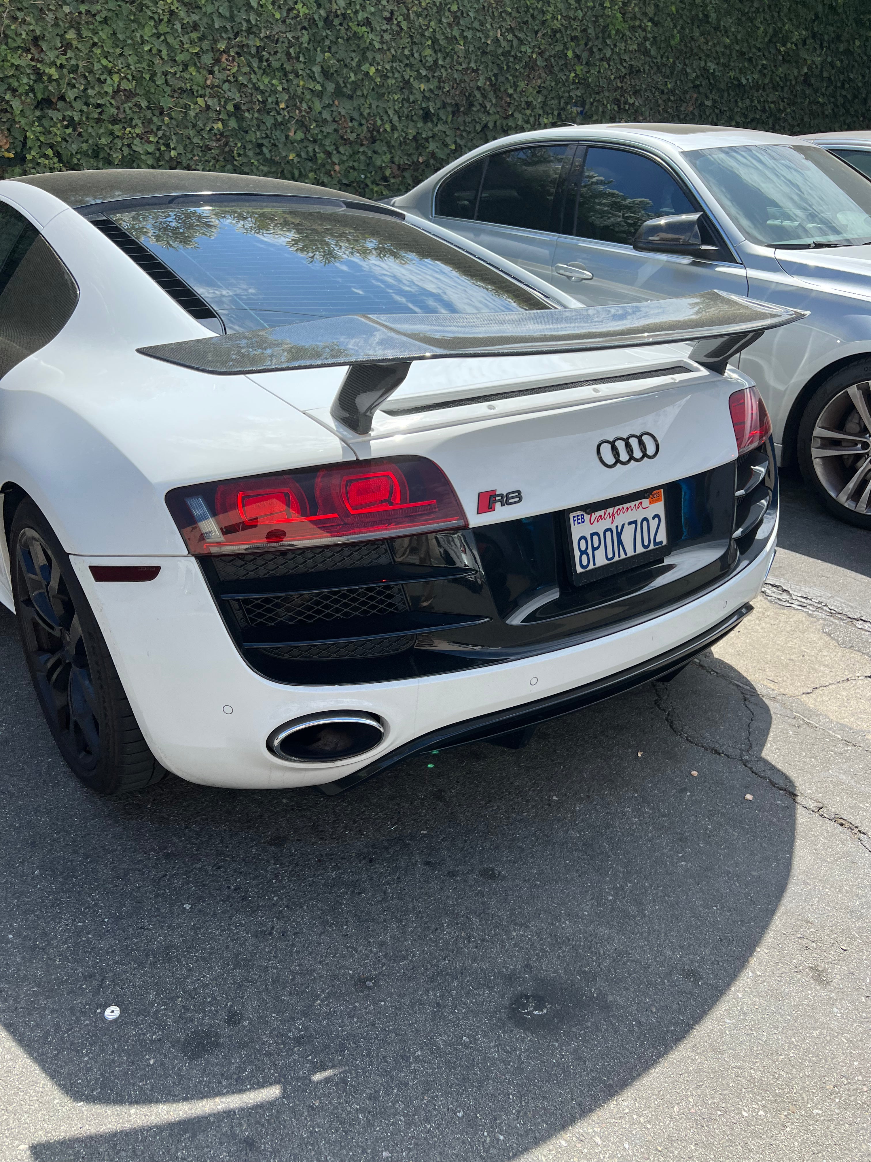 Audi R8 Gen 1 Carbon Fiber Artisan Wing With Base Panel