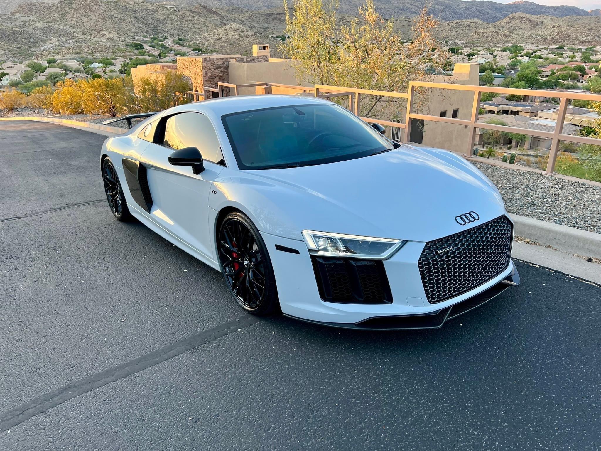 Audi R8 3Pc Artisan Carbon Fiber Front Lip - eurobahndynamics