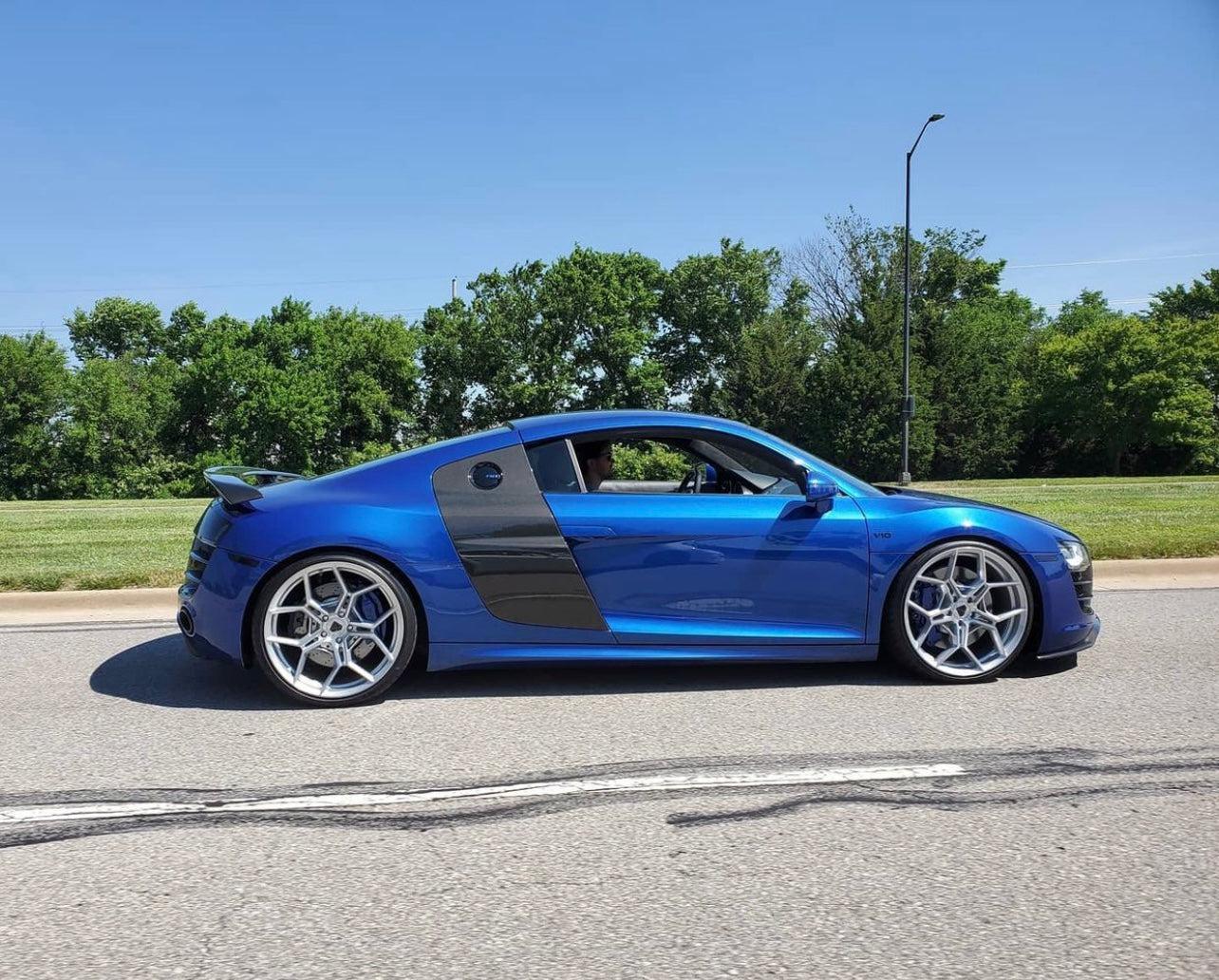 Audi R8 Gen 1 Carbon Fiber Door Panel Trim - eurobahndynamics