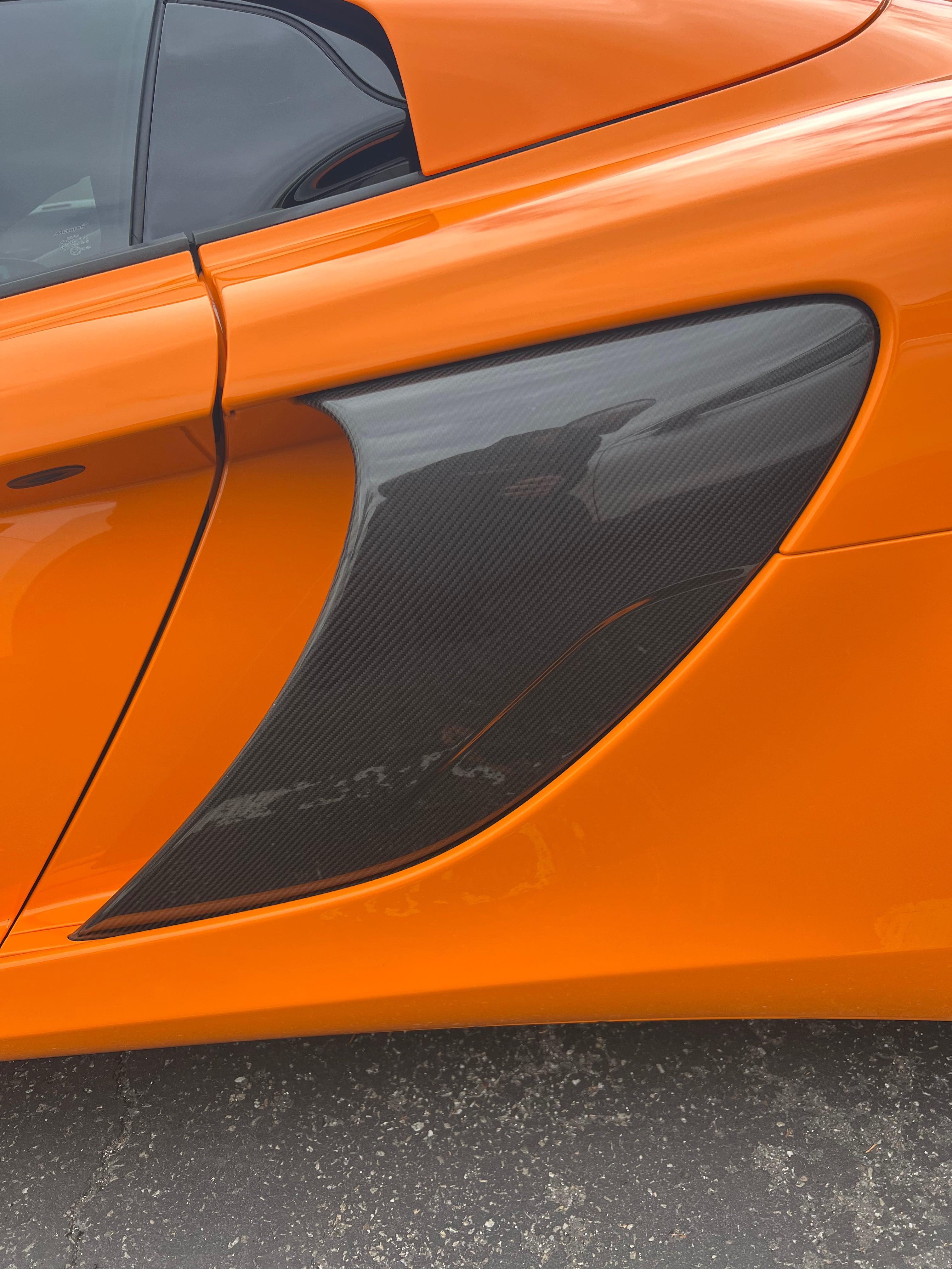 McLaren MP4-12C/650s Carbon Fiber Artisan Air Vent