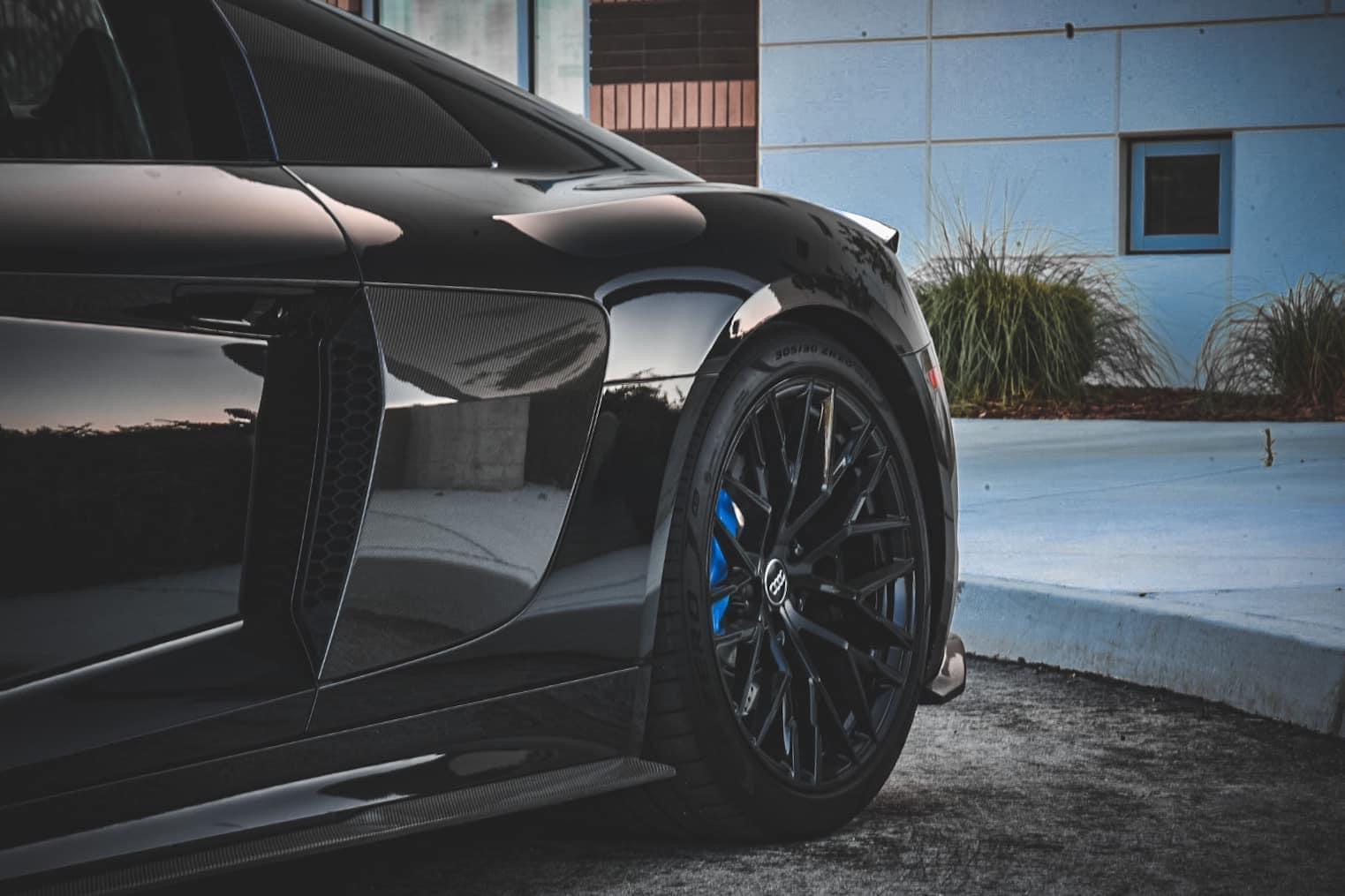Audi R8 Artisan Carbon Fiber Side Skirts - eurobahndynamics