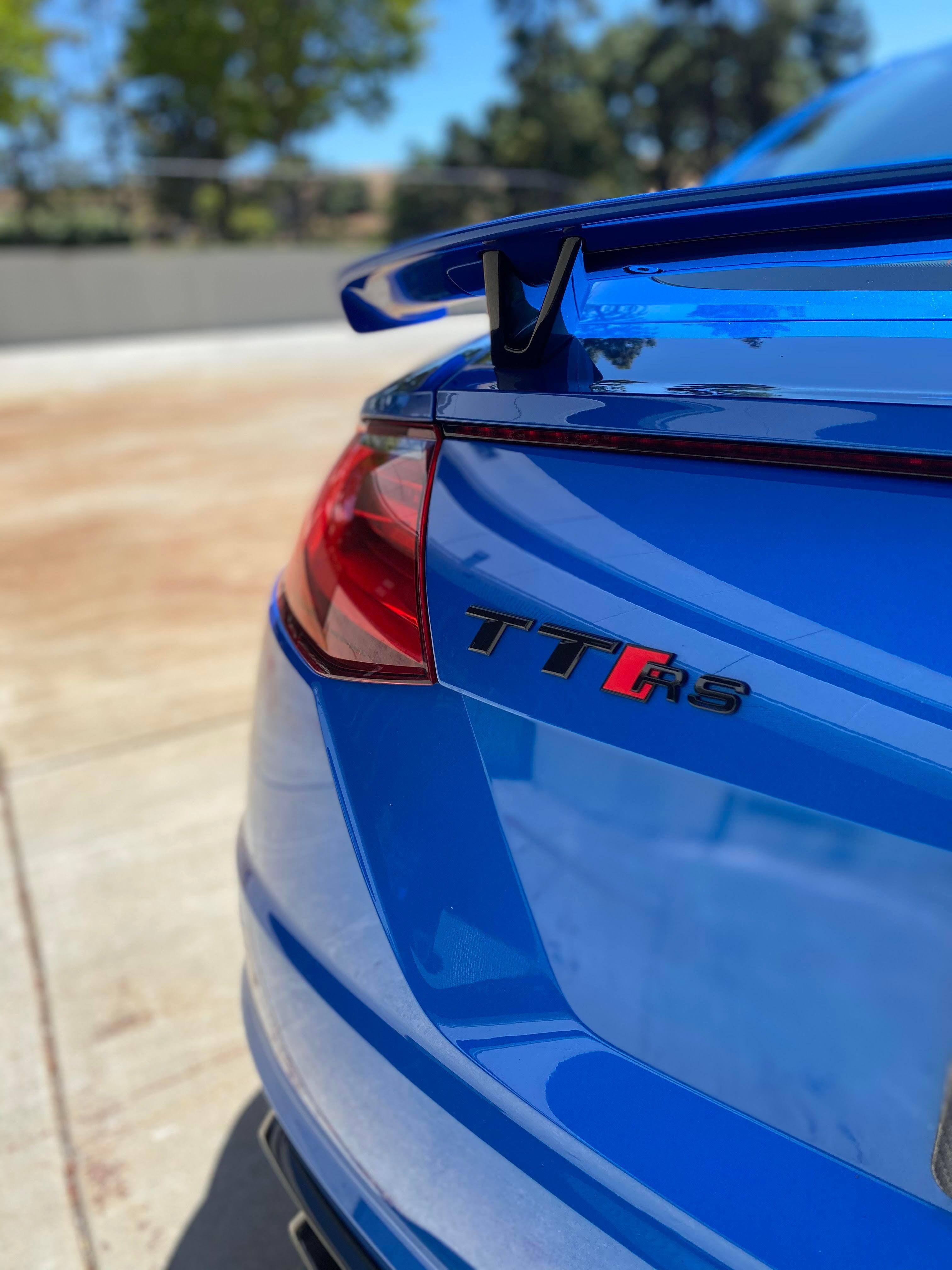Audi TTRS Black Emblem - eurobahndynamics