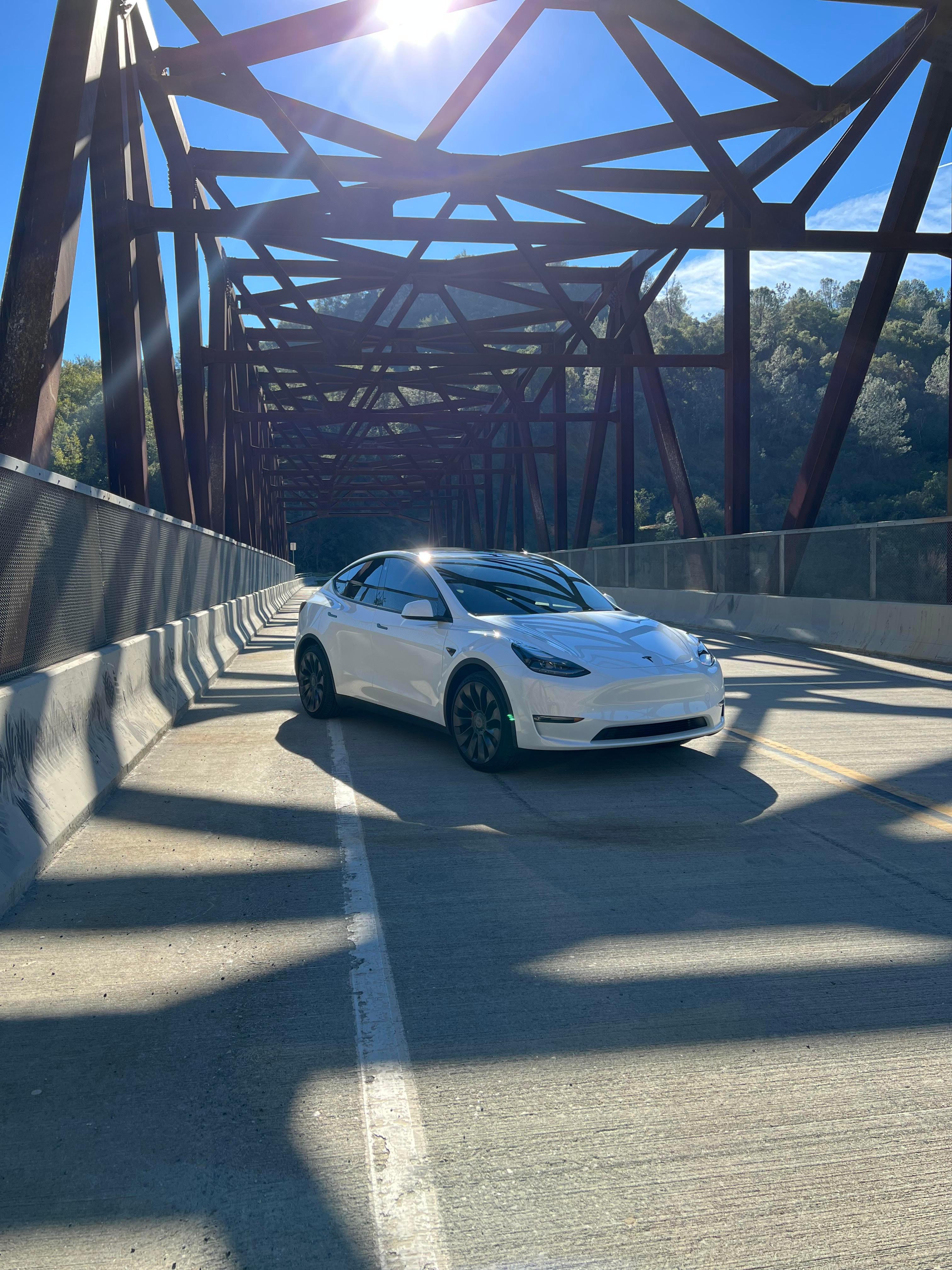 Tesla Model 3/Y - eurobahndynamics