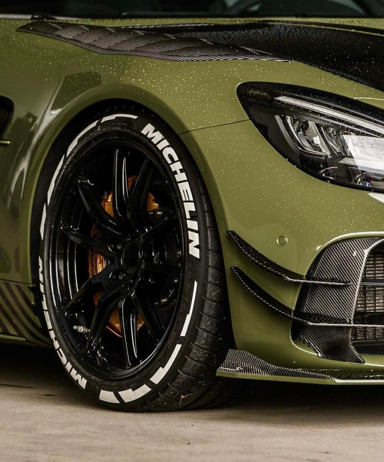 Mercedes AMG GTR Carbon Fiber Front Splitter