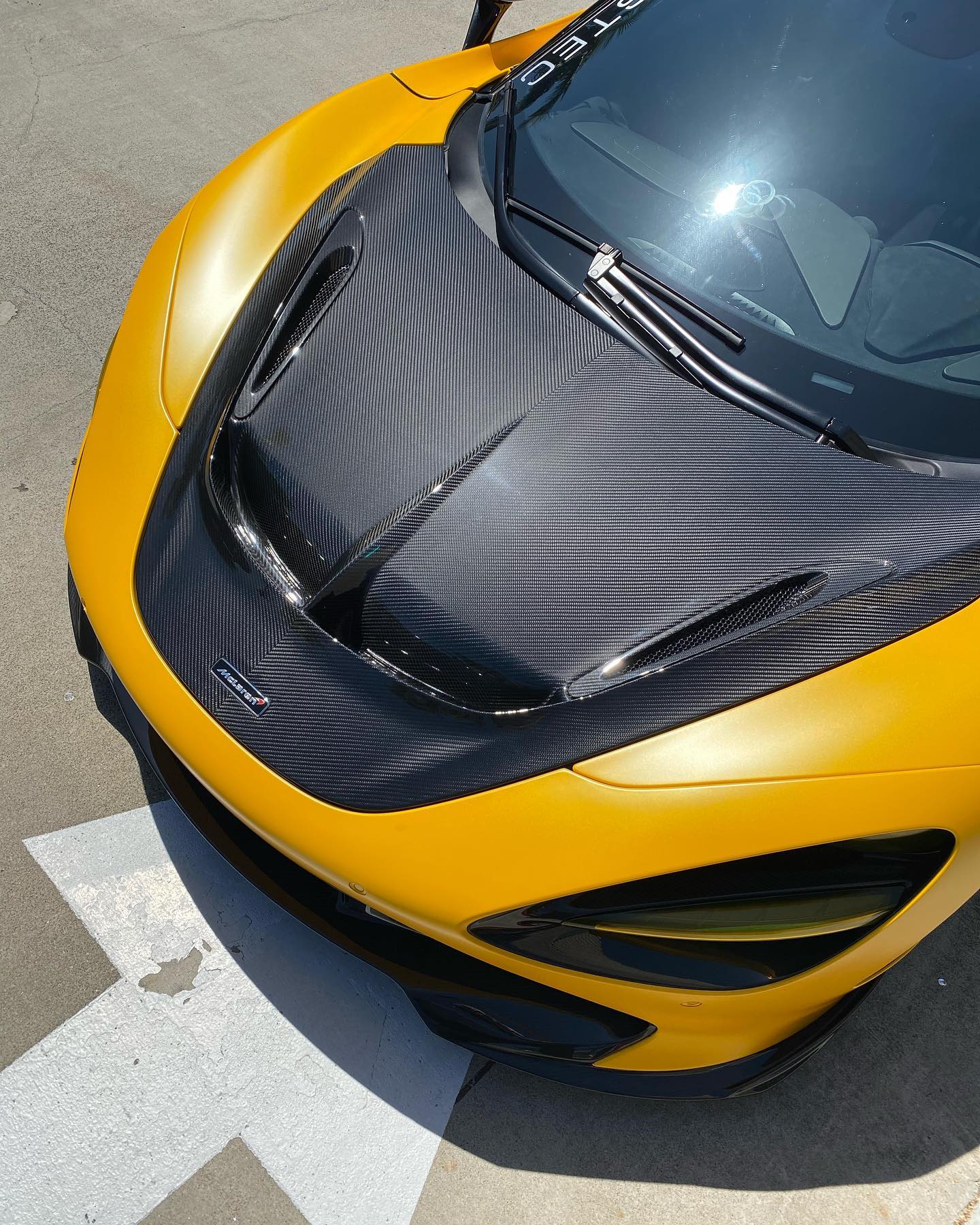 McLaren 720s/750s/765Lt Carbon Fiber Artisan Hood