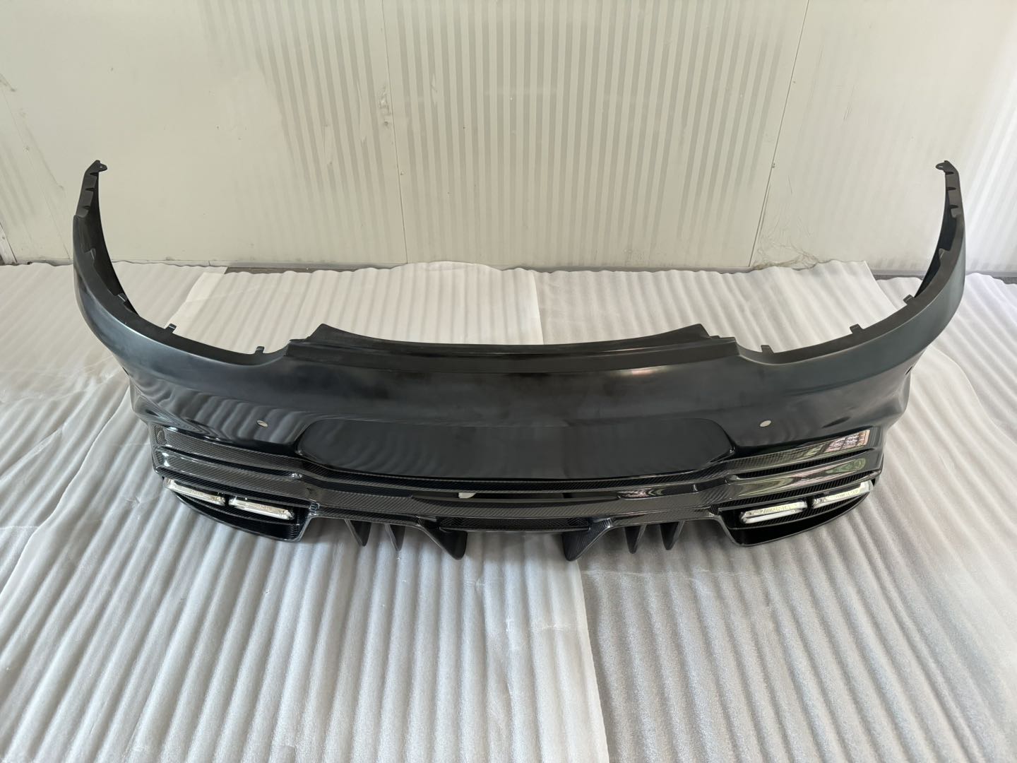 Mercedes AMG GT/GTS/GTC/GTR FRP Carbon Fiber GT Rear Bumper