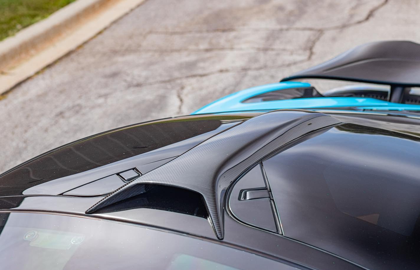 McLaren 720s/750s/765Lt Novi Style Carbon Fiber Roof Scoop