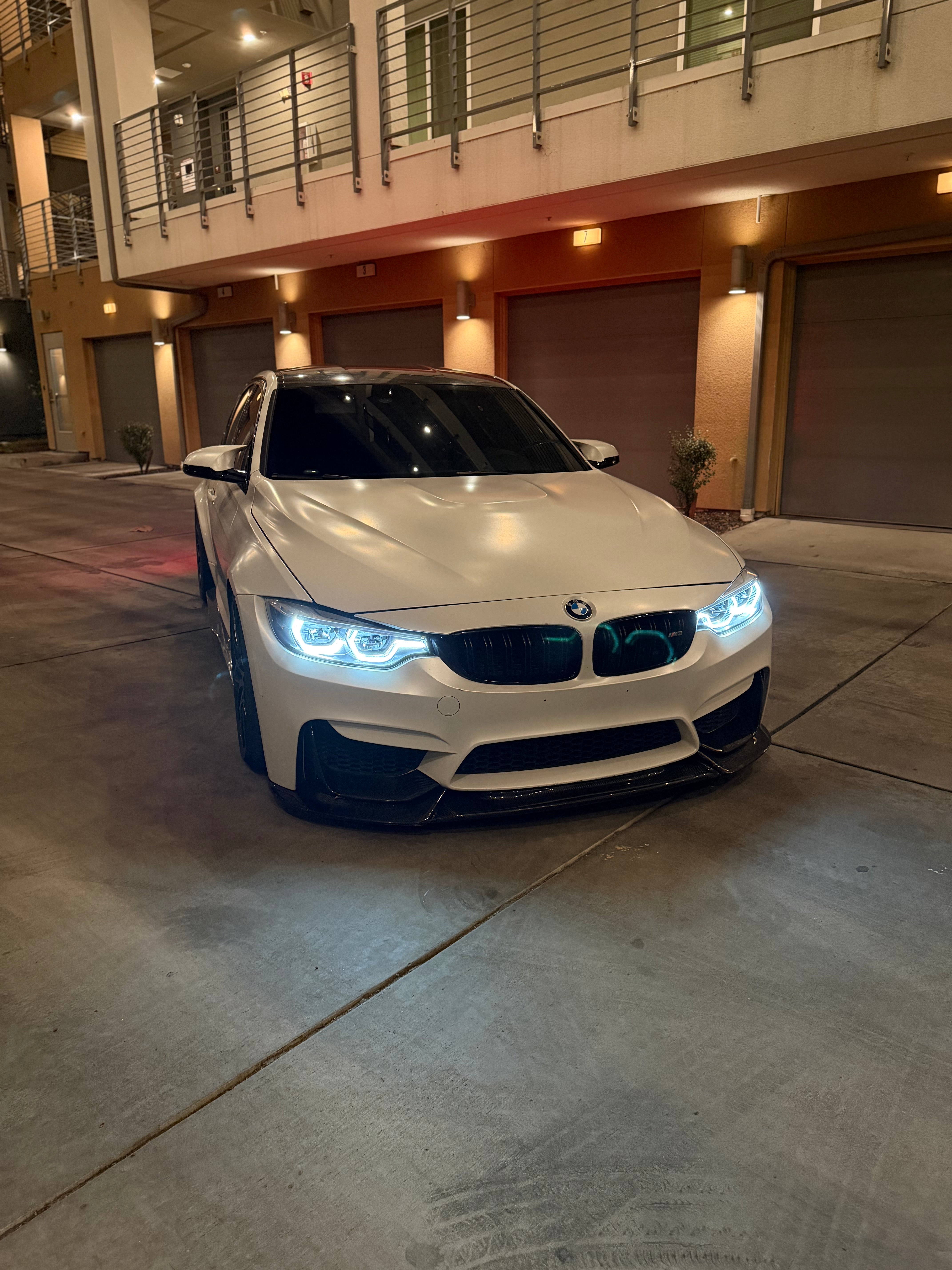 BMW F80 M3 F82/F83 M4 & F30/F32/F33/F36 4 Series Ikon V2 LED Switch Back Headlights DRL White/Yellow