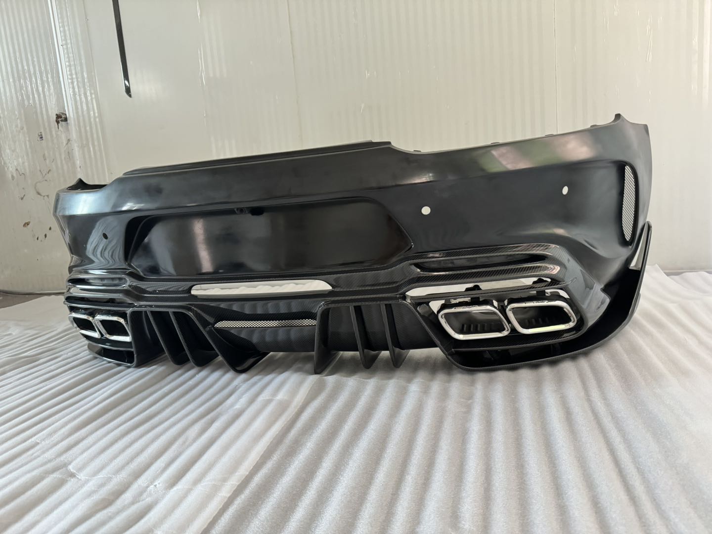 Mercedes AMG GT/GTS/GTC/GTR FRP Carbon Fiber GT Rear Bumper