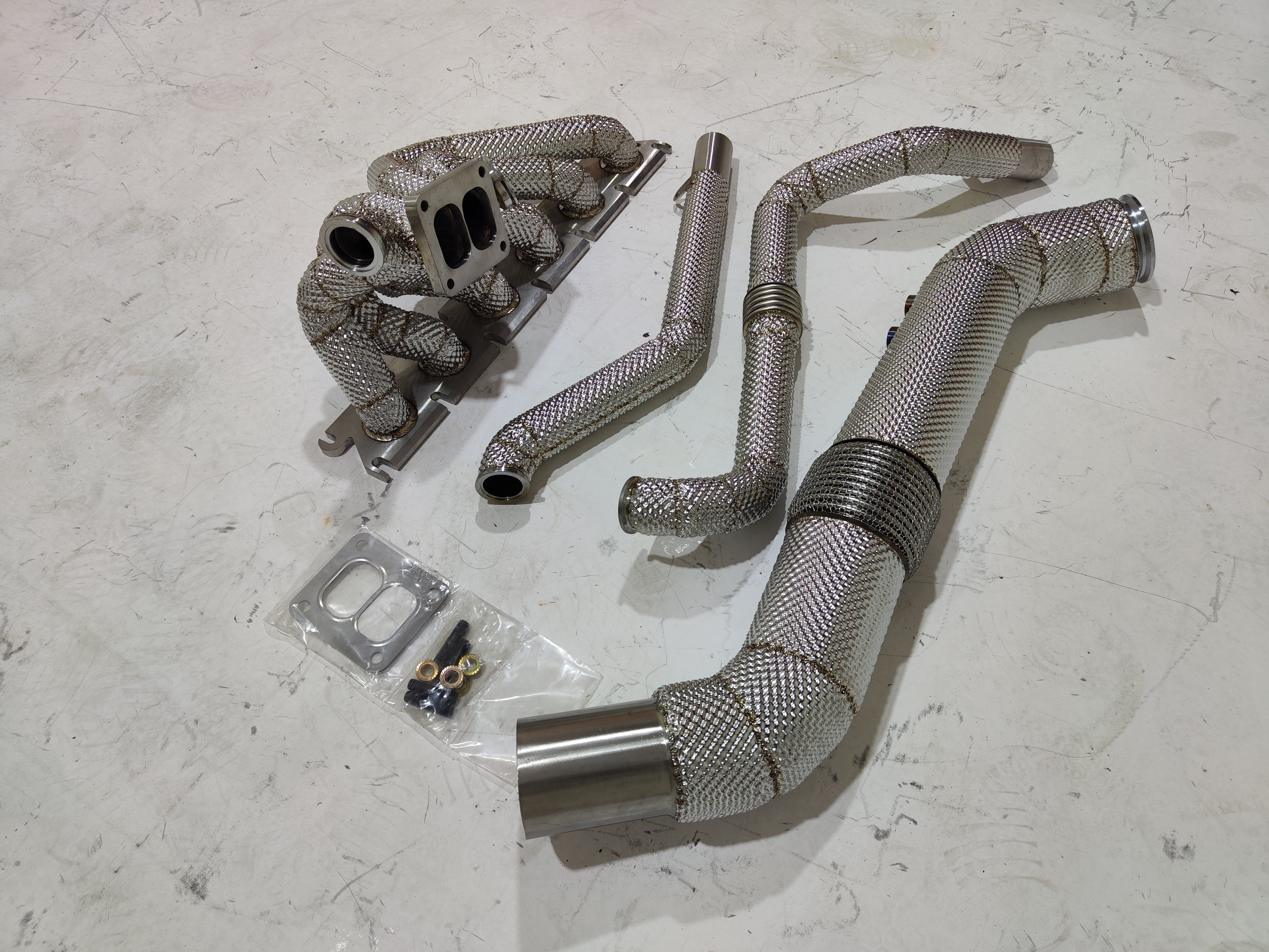 BMW/Supra B58 6 Port Single Turbo Hot Part Kit