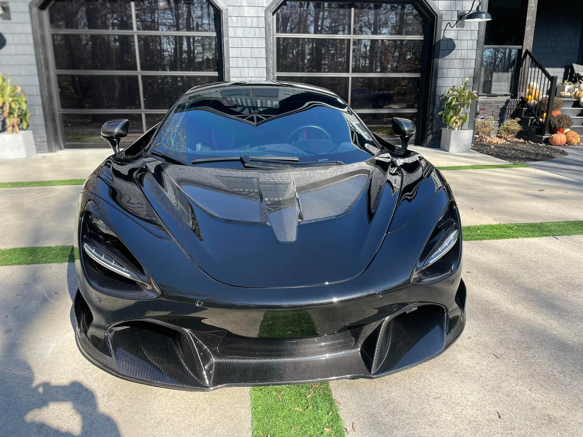 McLaren 720s/750s/765Lt Carbon Fiber Artisan Hood