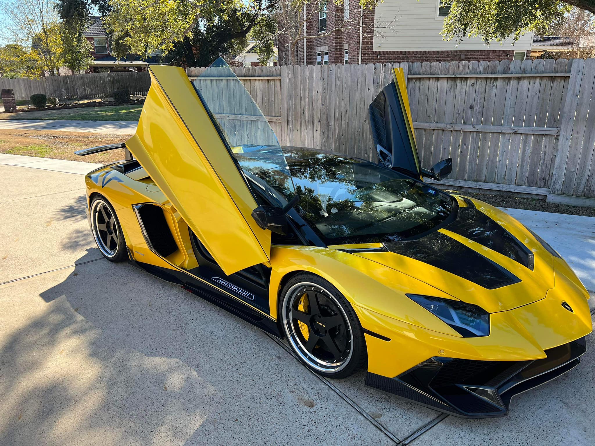 Lamborghini Aventador Carbon Fiber Hood