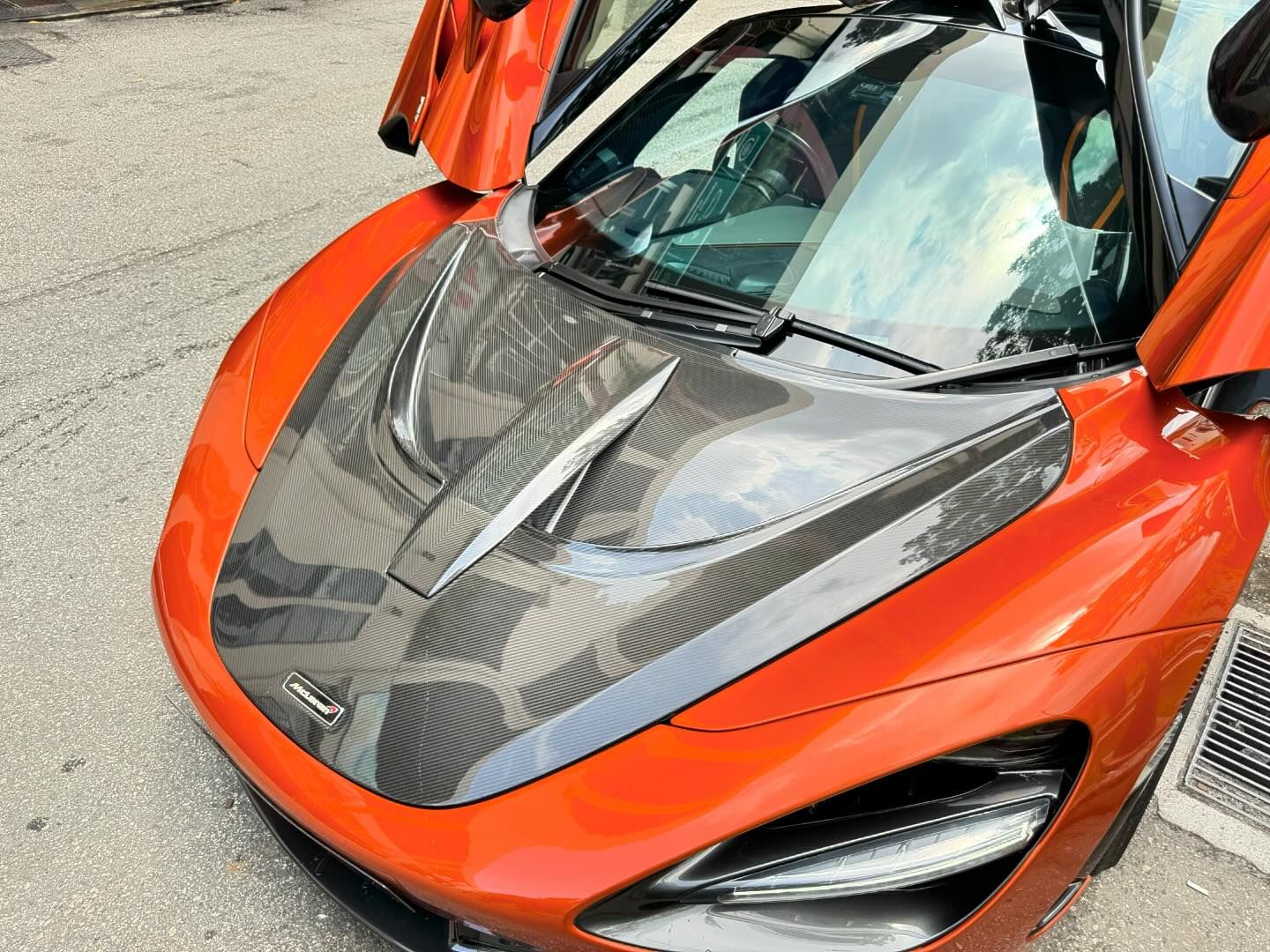 McLaren 720s/750s/765Lt Carbon Fiber Artisan Hood