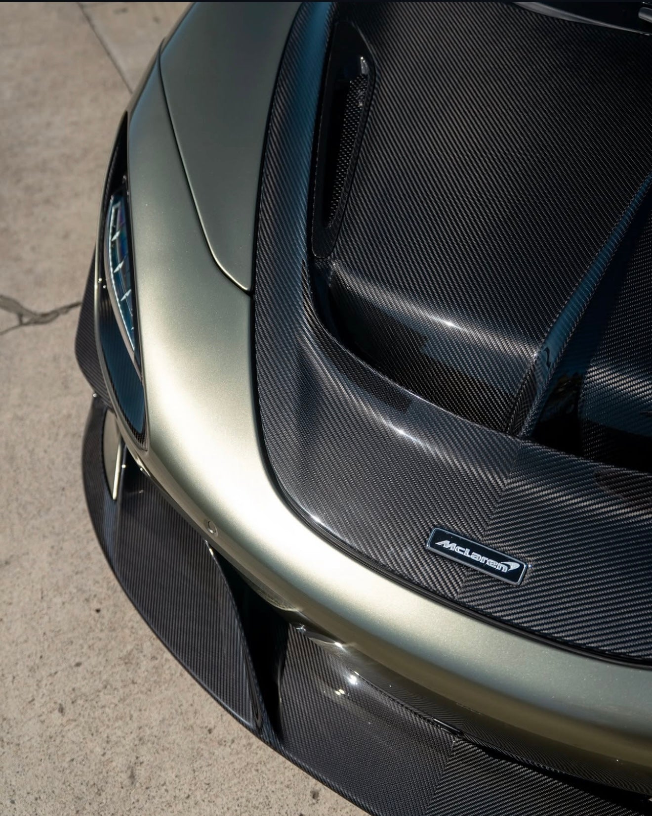 McLaren 720s/750s/765Lt Carbon Fiber Artisan Hood