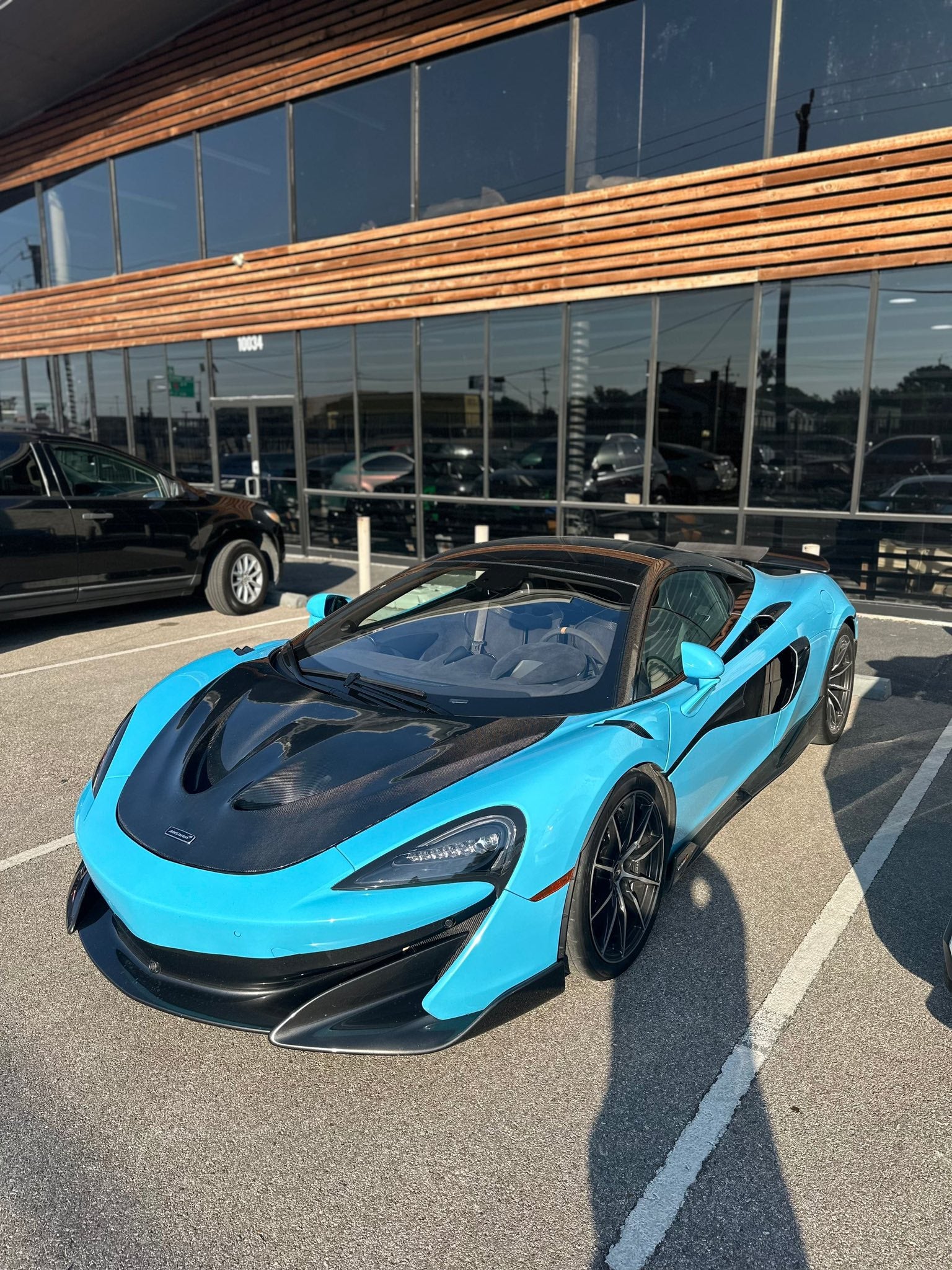 McLaren 570s/570GT/540C/600LT Carbon Fiber Vented Hood