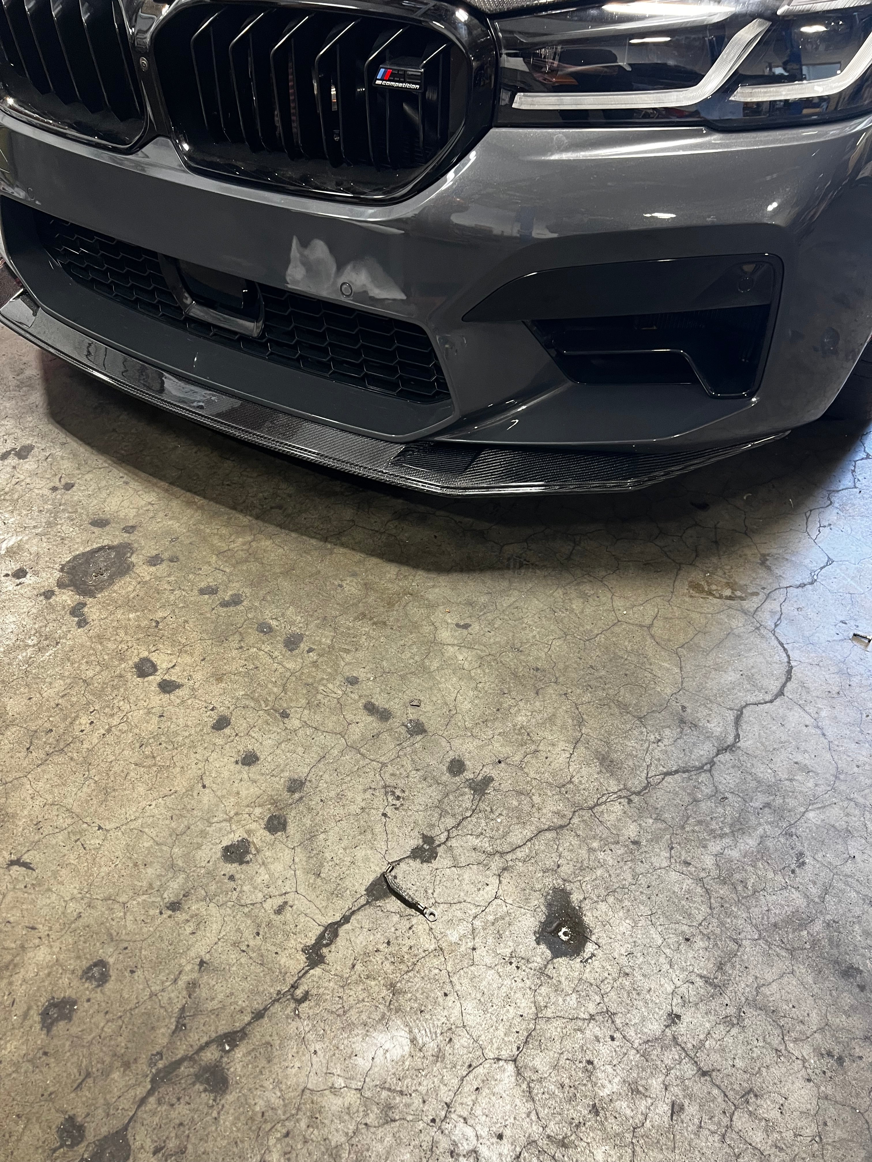 BMW F90 M5 Carbon Fiber AP Front Lip