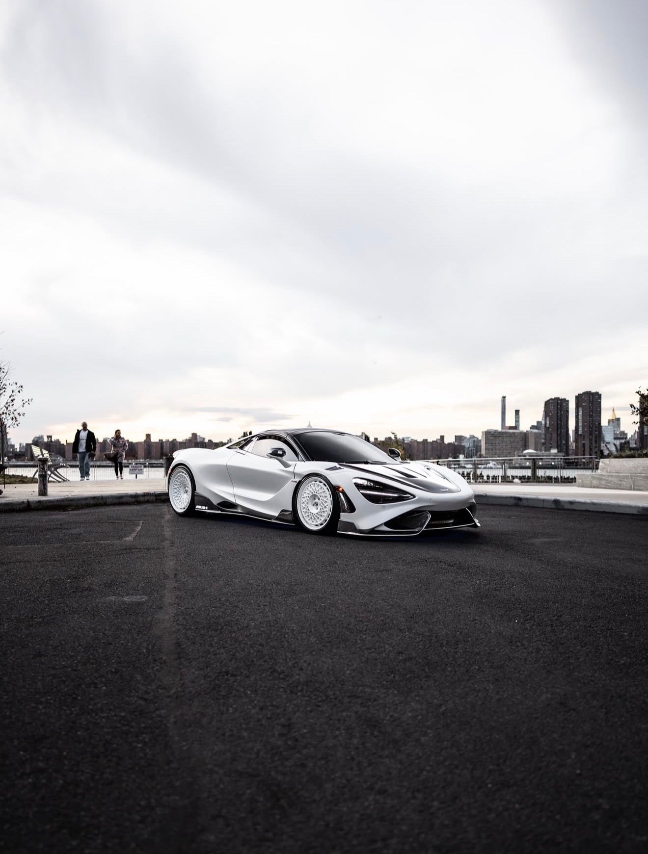 McLaren 720s To 765LT Style FRP Front Bumper With Carbon Fiber Front Lip