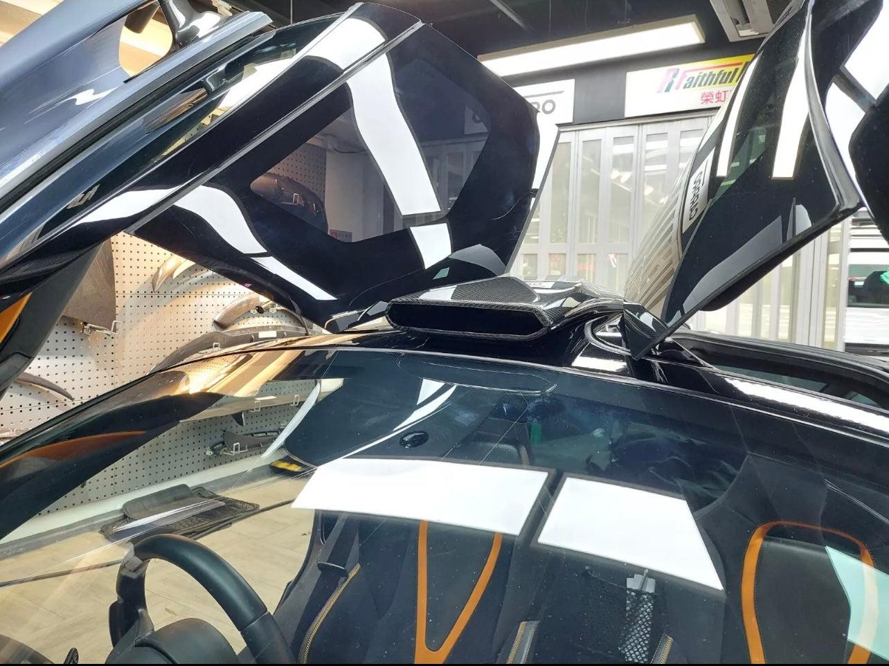 McLaren 720s/750s/765LT Carbon Fiber Artisan Roof Scoop