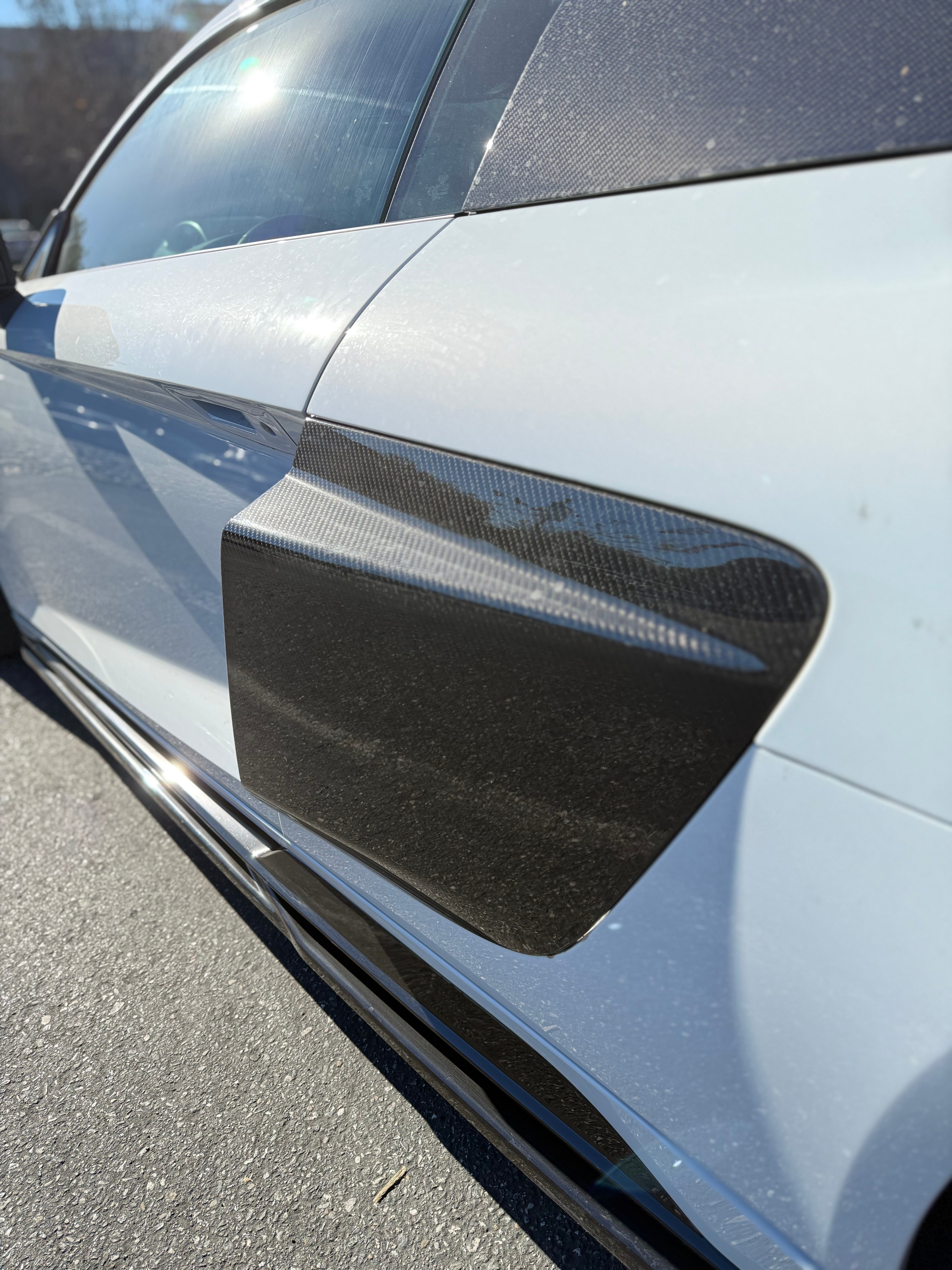 Audi R8 Gen 2 Carbon Fiber Side Blades Vent