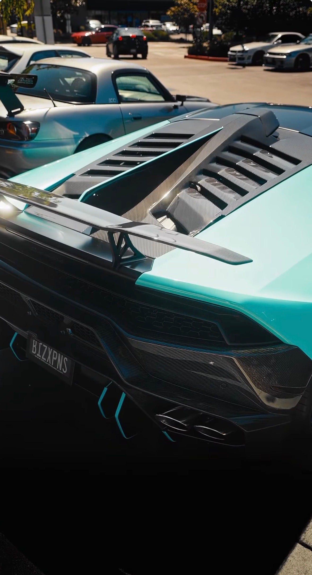 Lamborghini Huracan LP580/LP610/EVO Carbon Fiber STO Style Engine Hood