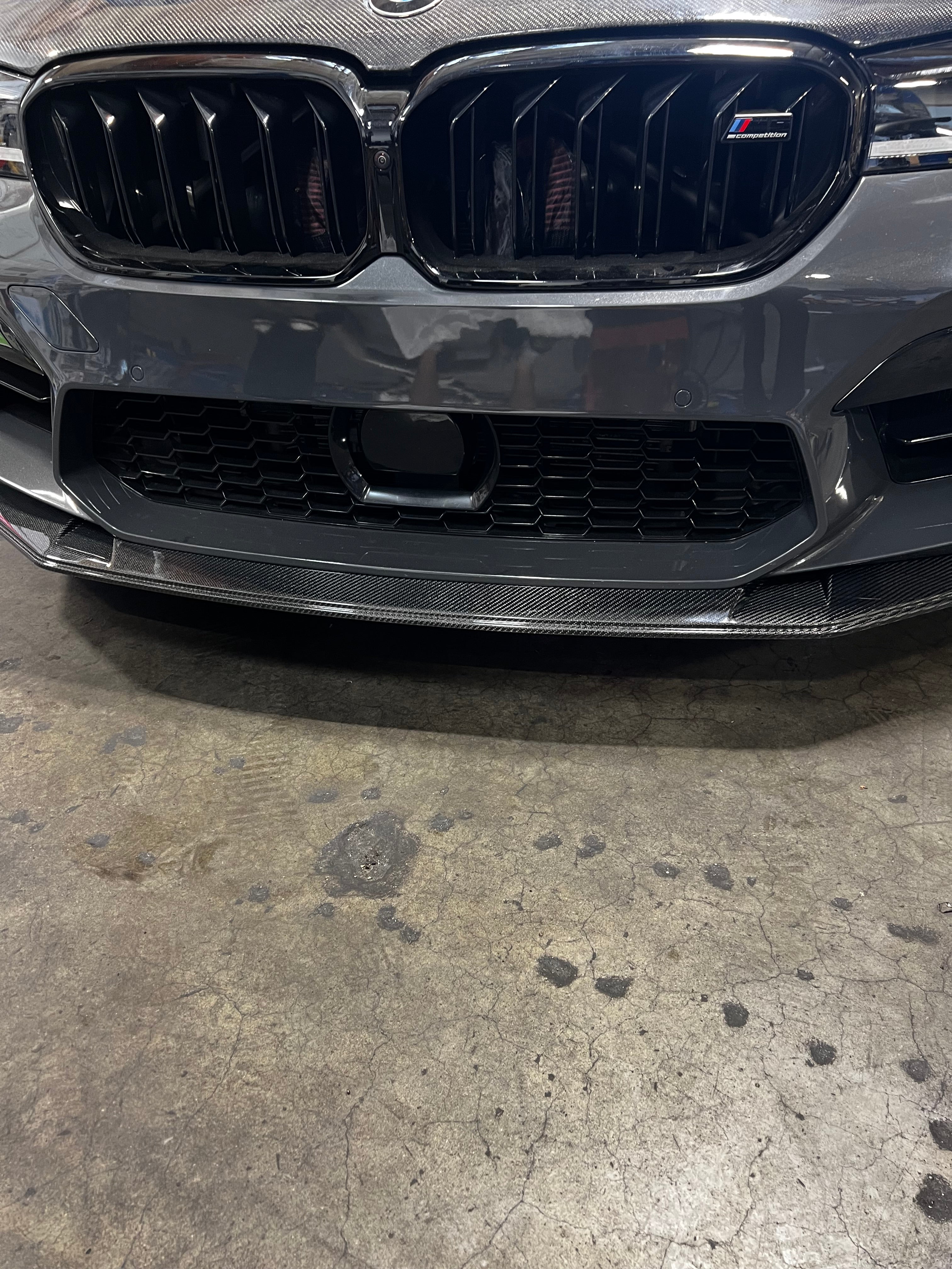 BMW F90 M5 Carbon Fiber AP Front Lip