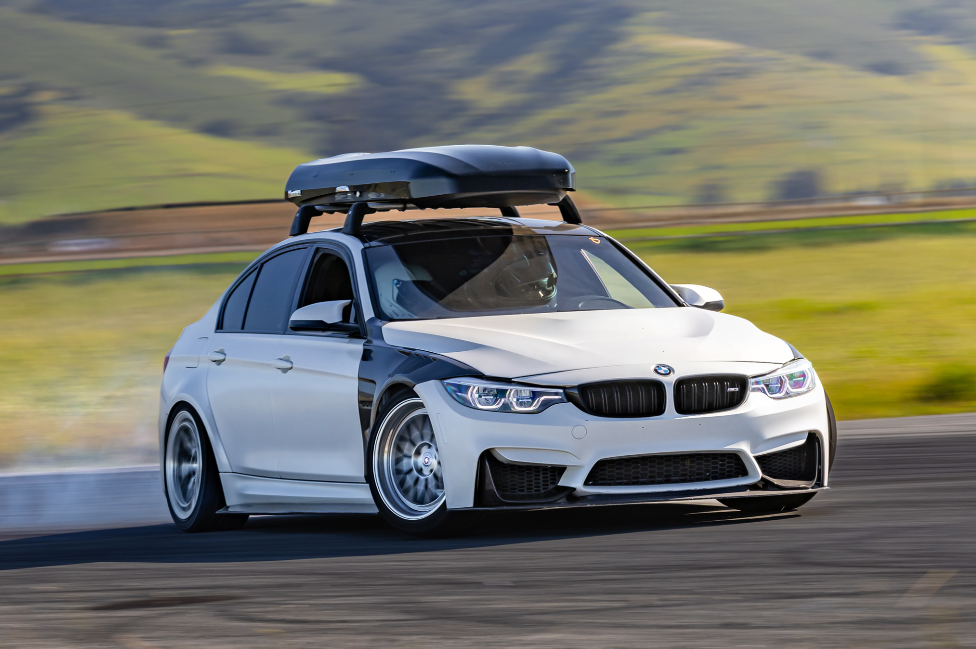 BMW F80 M3/F82/F83 M4 3/4 Series Ikon V2 Plug & Play Headlights 3 Switchback Modes