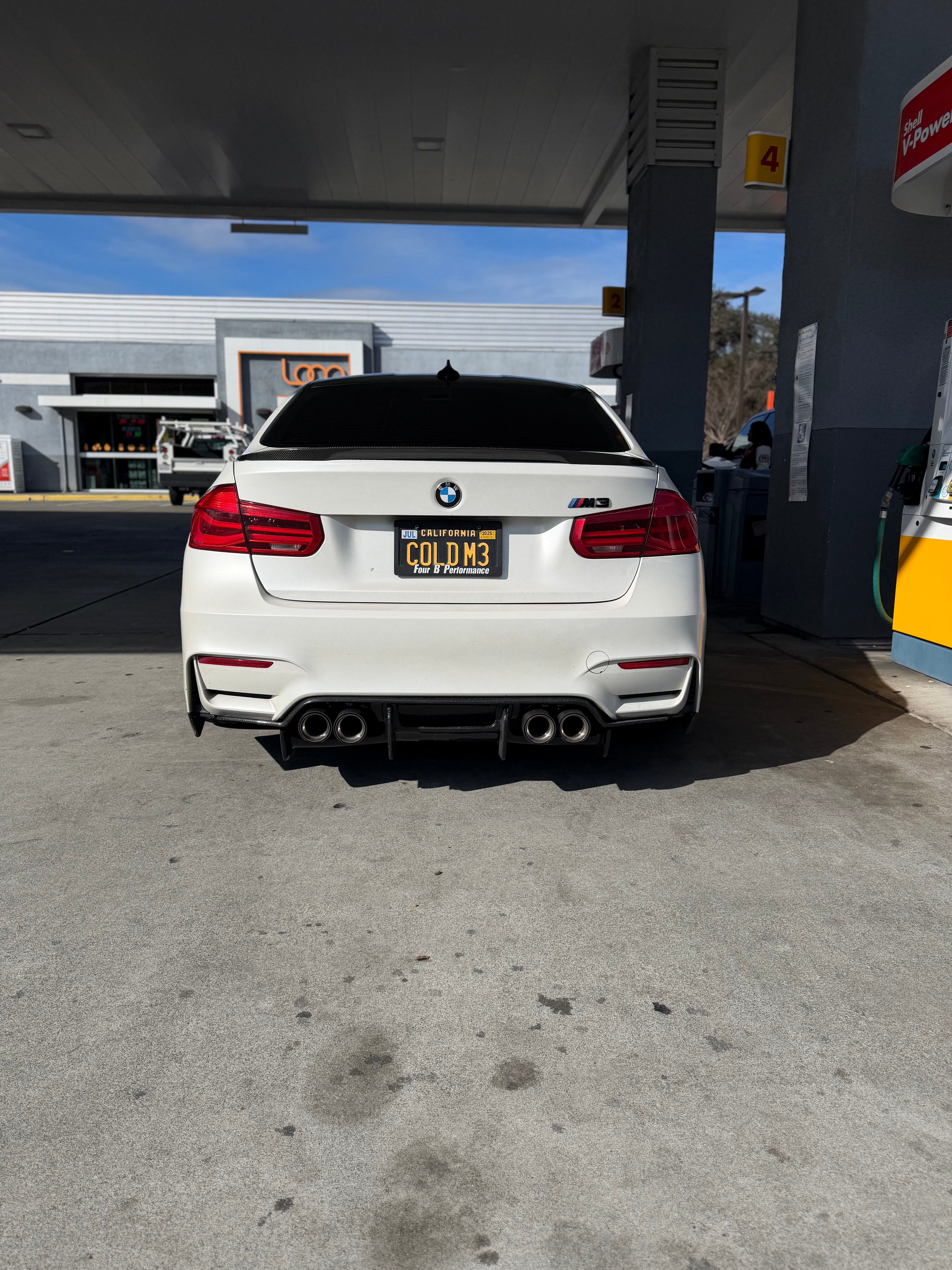 BMW F80 M3/ F82/F83 M4 Carbon Fiber Artisan Under tray Diffuser