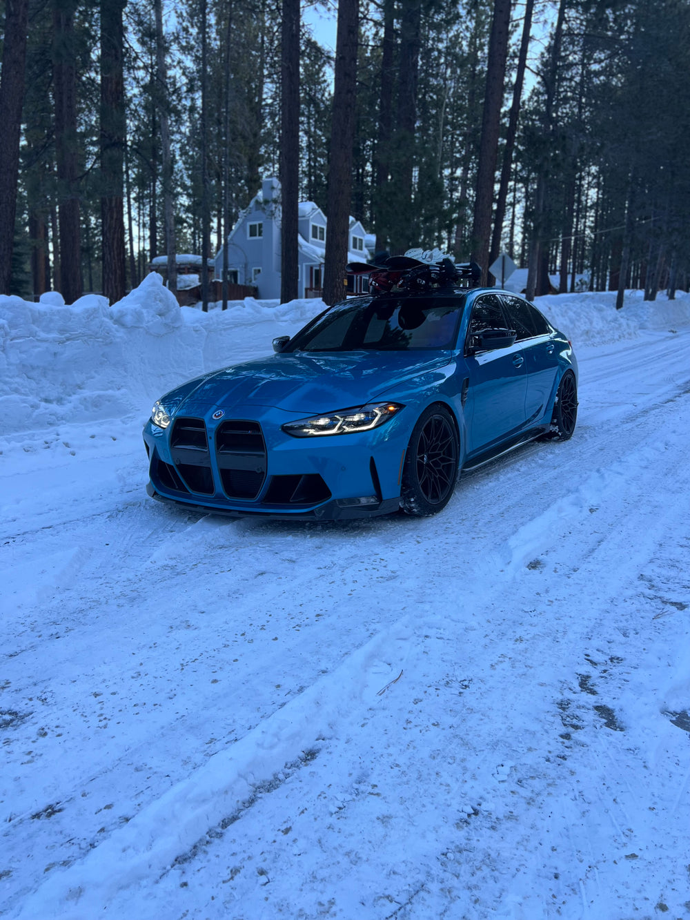 Universal Suction Cup Snowboard/Ski Rack | Eurobahndynamics