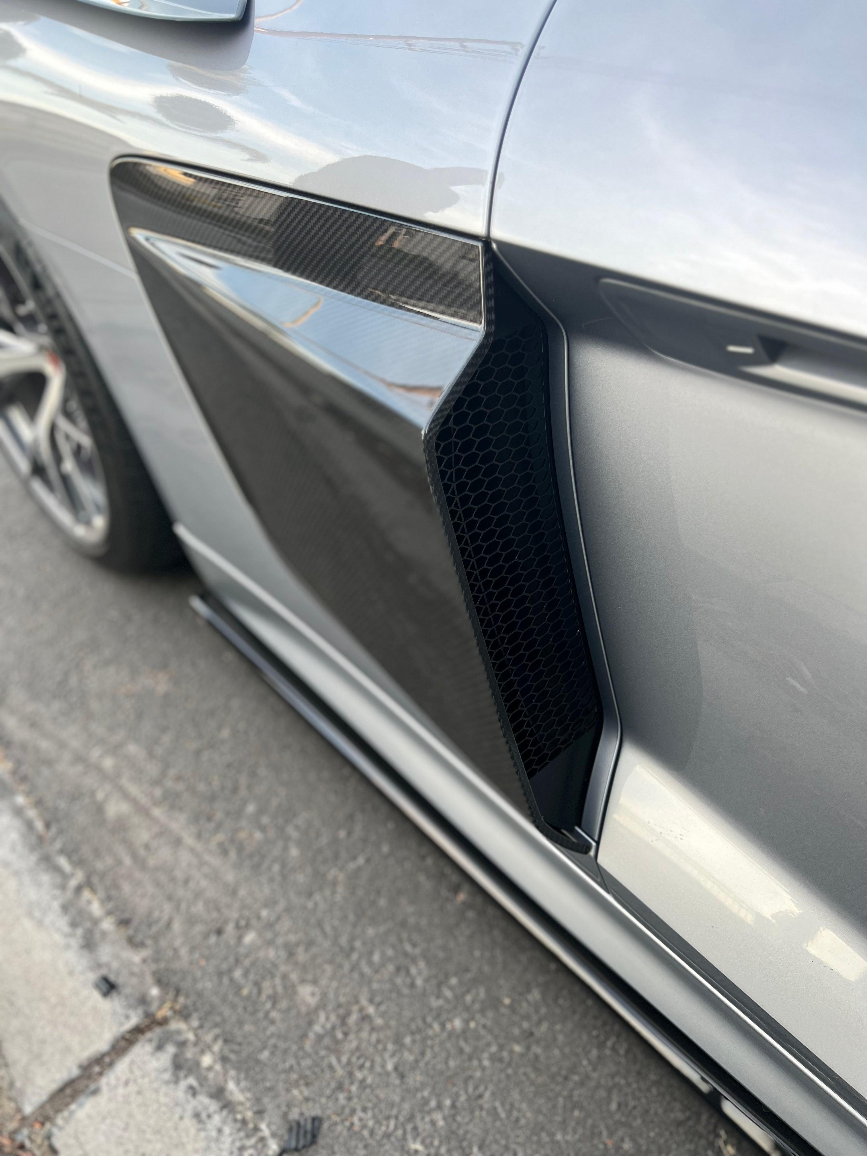 Audi R8 Gen 2 Carbon Fiber Side Blades Vent