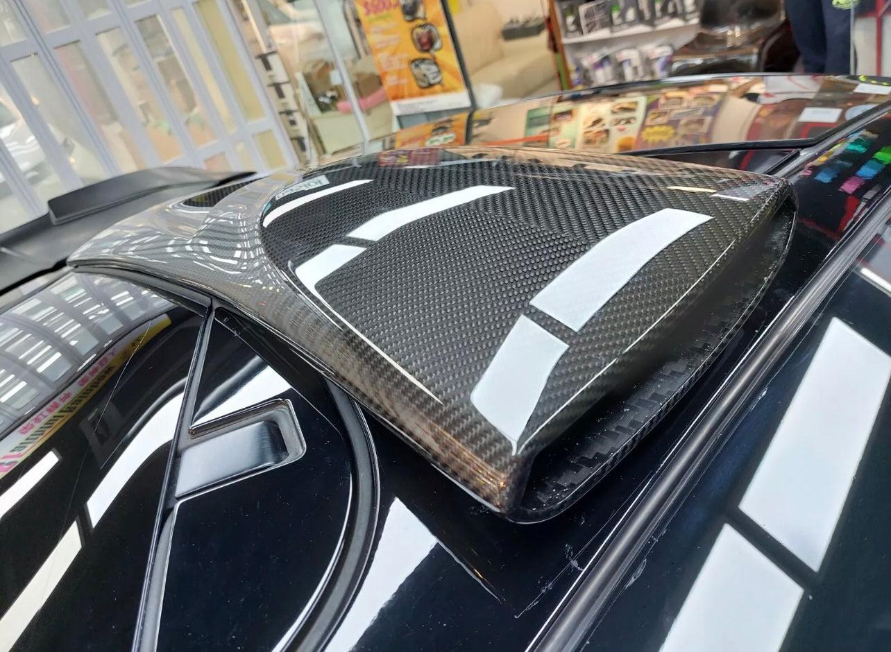 McLaren 720s/750s/765LT Carbon Fiber Artisan Roof Scoop