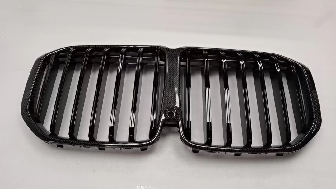 BMW X7 G07 Carbon Fiber Front Grille