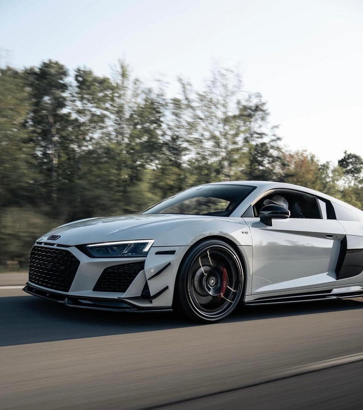 Audi R8 Carbon Fiber Front Splitter | Eurobahndynamics