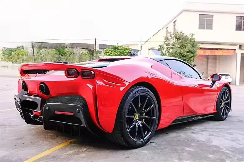 Ferrari SF90 – Prepreg Dry Carbon Fiber OEM Style Aero Kit