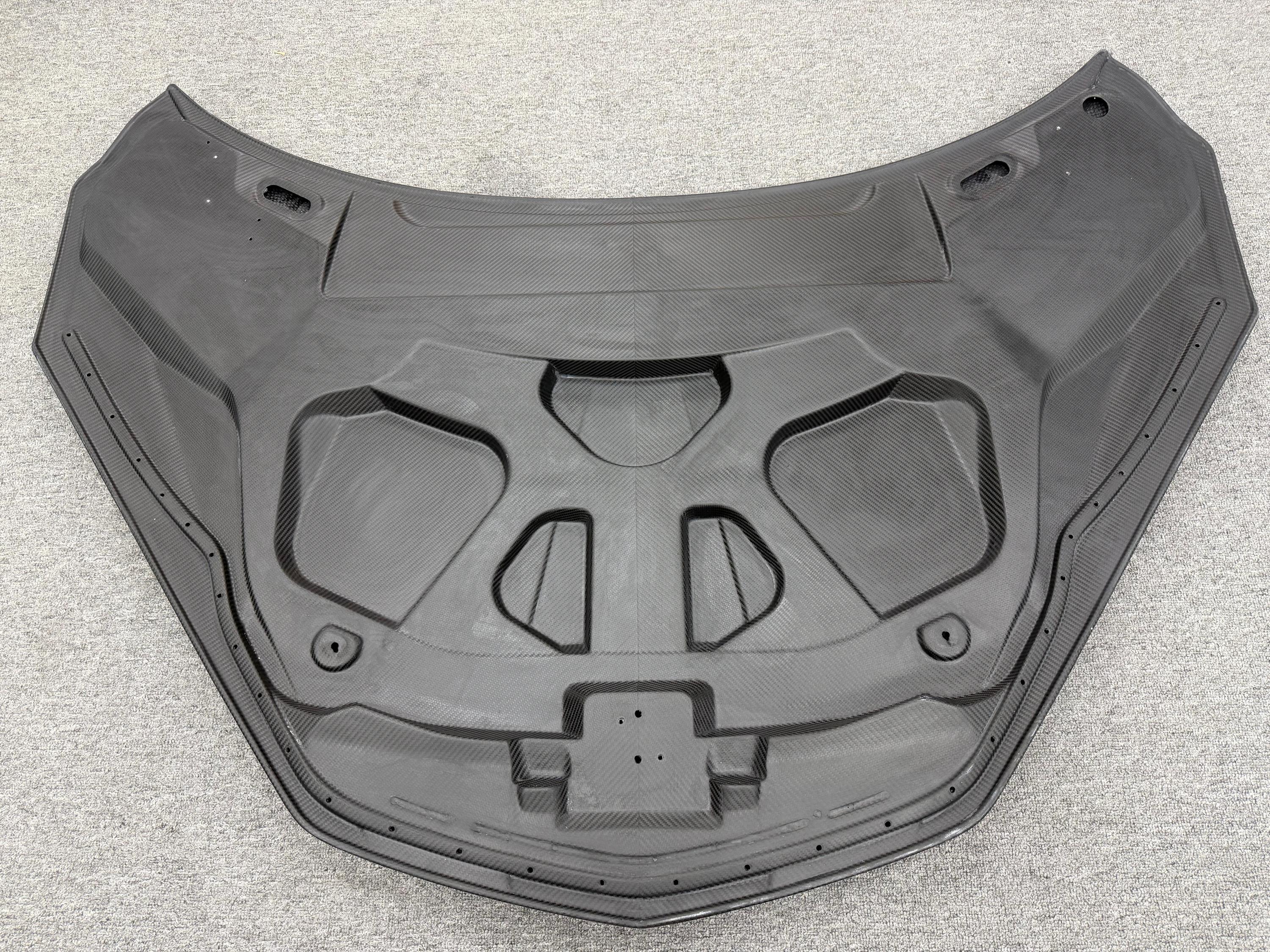 Lamborghini Revuleto Carbon Fiber Artisan Hood
