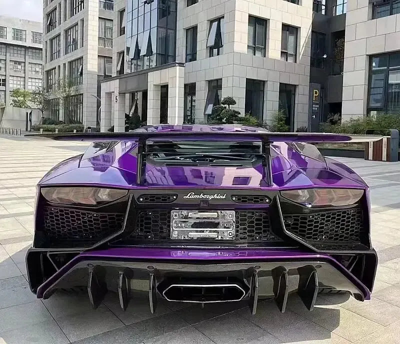 Lamborghini Aventador SV Style Carbon Fiber Rear Bumper