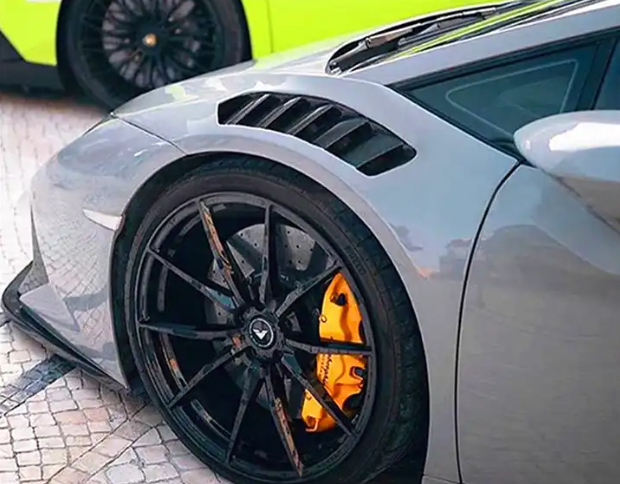 Lamborghini Huracan Carbon Fiber Fenders
