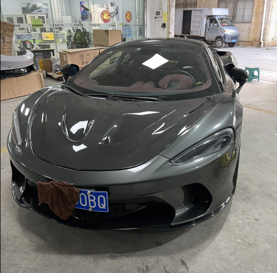 McLaren Gt Carbon Fiber Hood