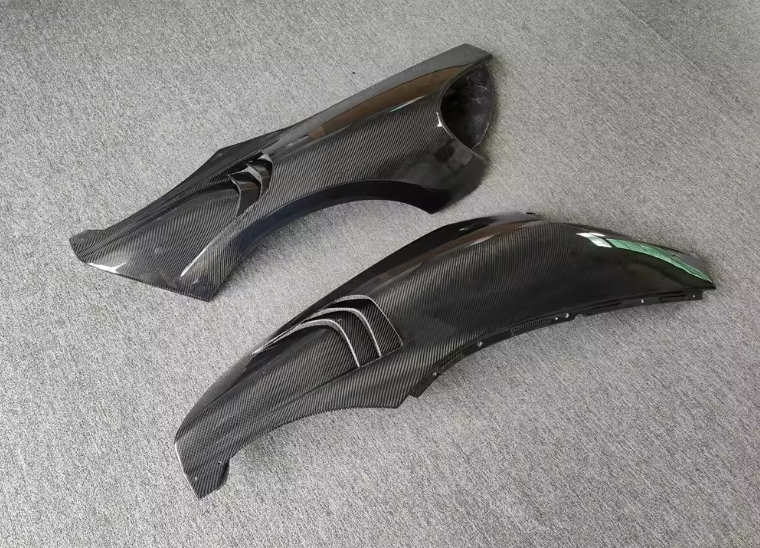 McLaren 540C/570S/570GT/600LT Carbon Fiber Vented Fenders