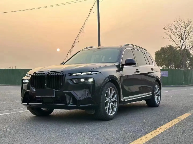 19-22 BMW X7 G07 Lci Full Body Kit Conversion