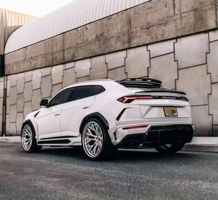 Lamborghini Urus AP FRP/Carbon Fiber Wide Body Kit