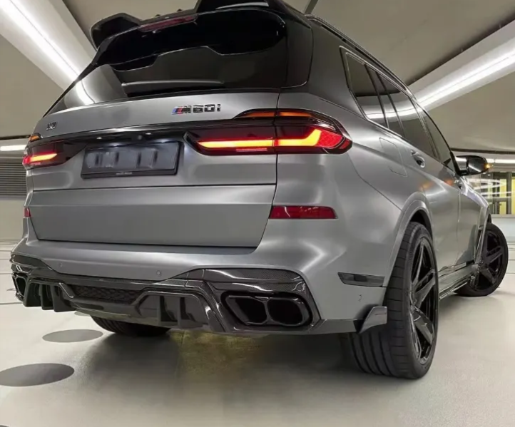 BMW X7 Carbon Fiber Artisan Rear Diffuser