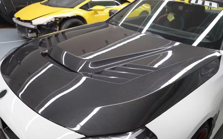 BMW G87 M2 Carbon Fiber AP Vented Hood