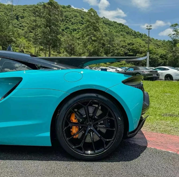 McLaren Artura Carbon Fiber Artisan Wing