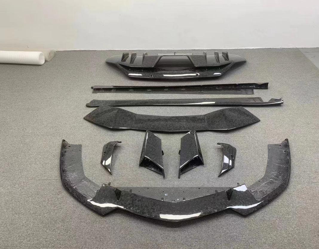 Lamborghini Aventador S LP-740 Carbon Fiber Aero Kit