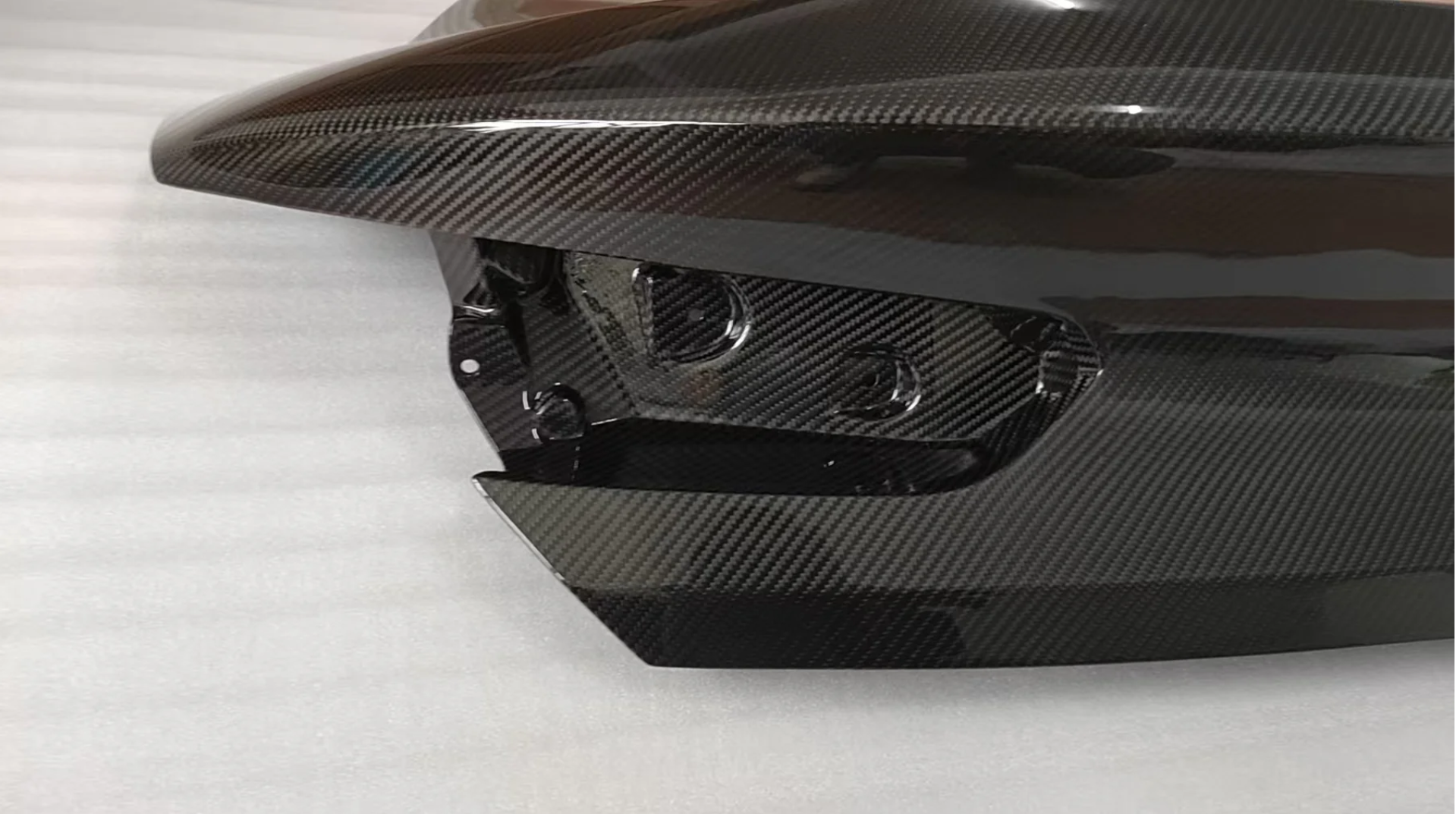 BMW M8 Coupe Dry Carbon Fiber Trunk Replacement