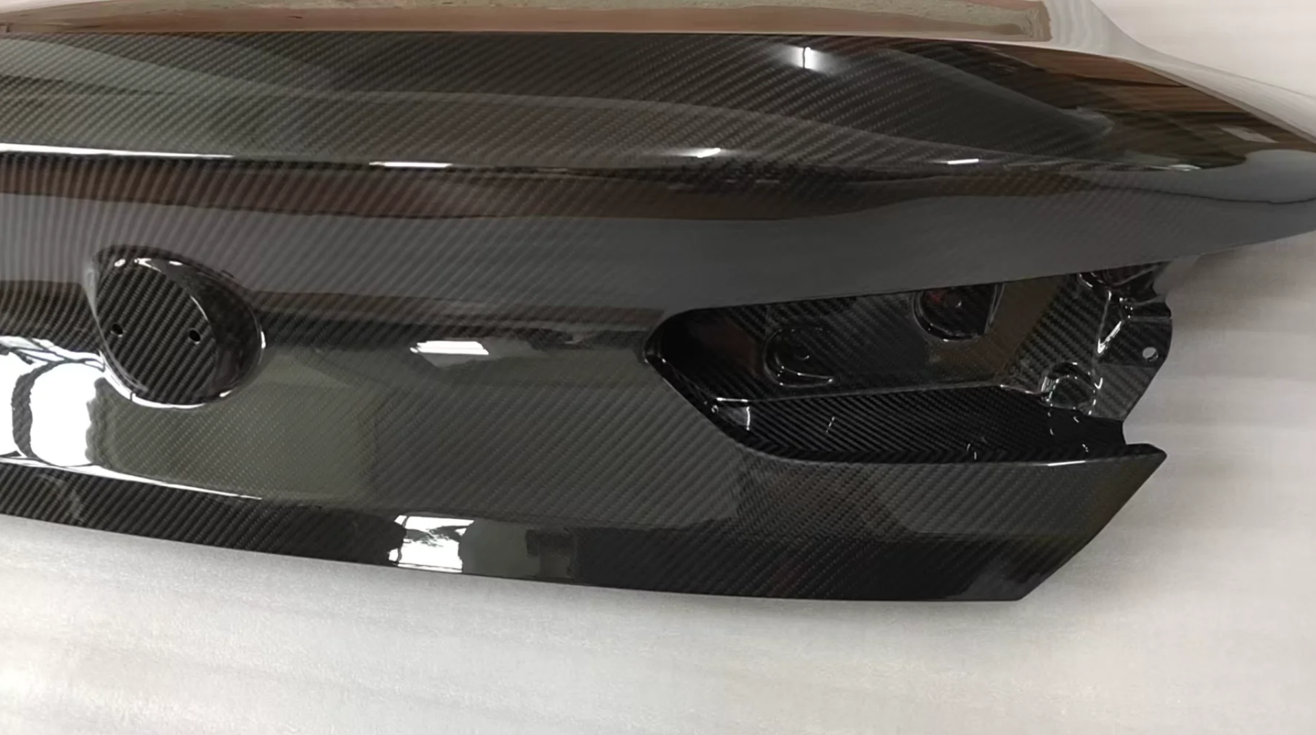 BMW M8 Coupe Dry Carbon Fiber Trunk Replacement