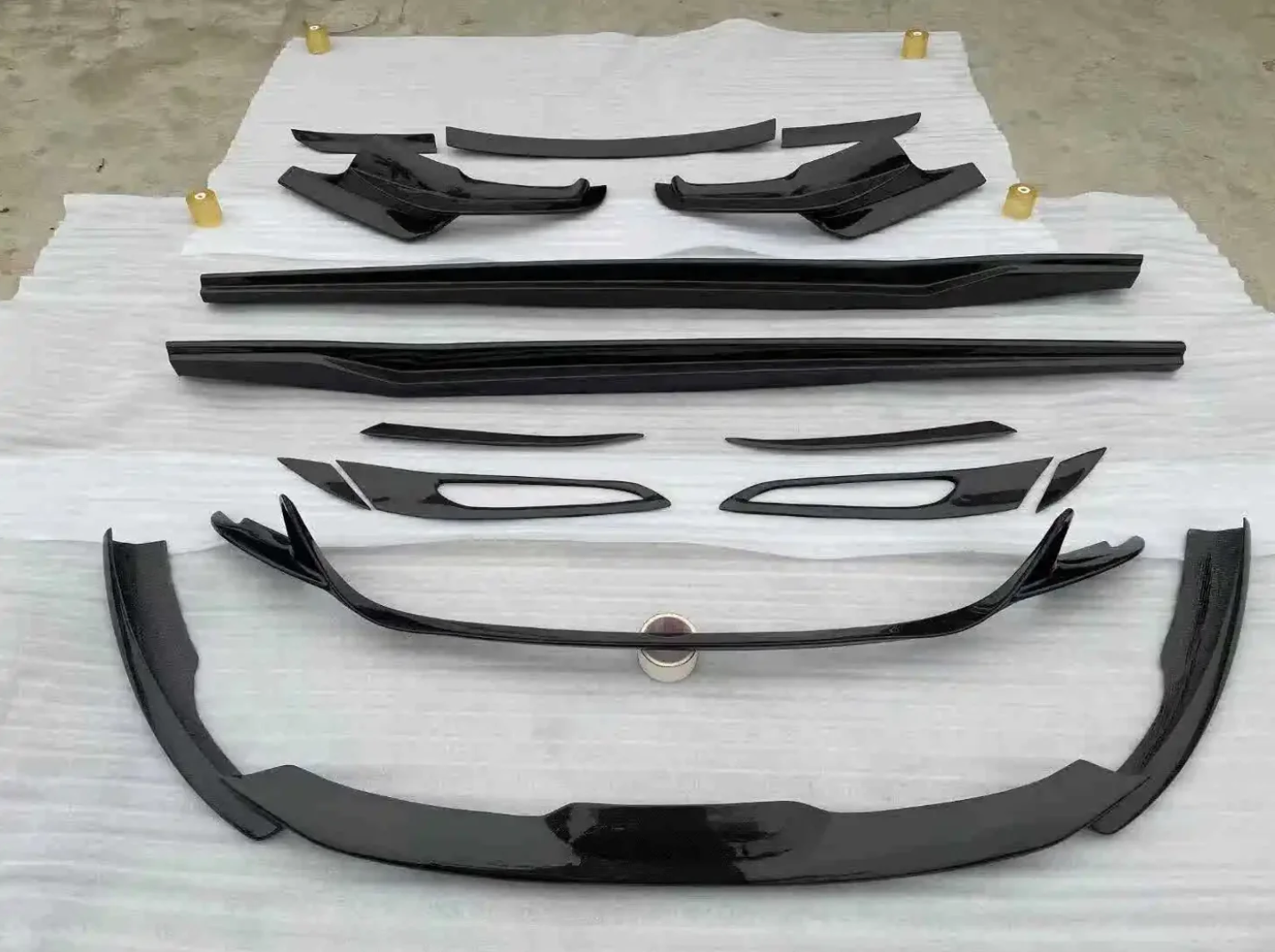 Ferrari 812 Artisan Carbon Fiber Complete Aero Kit