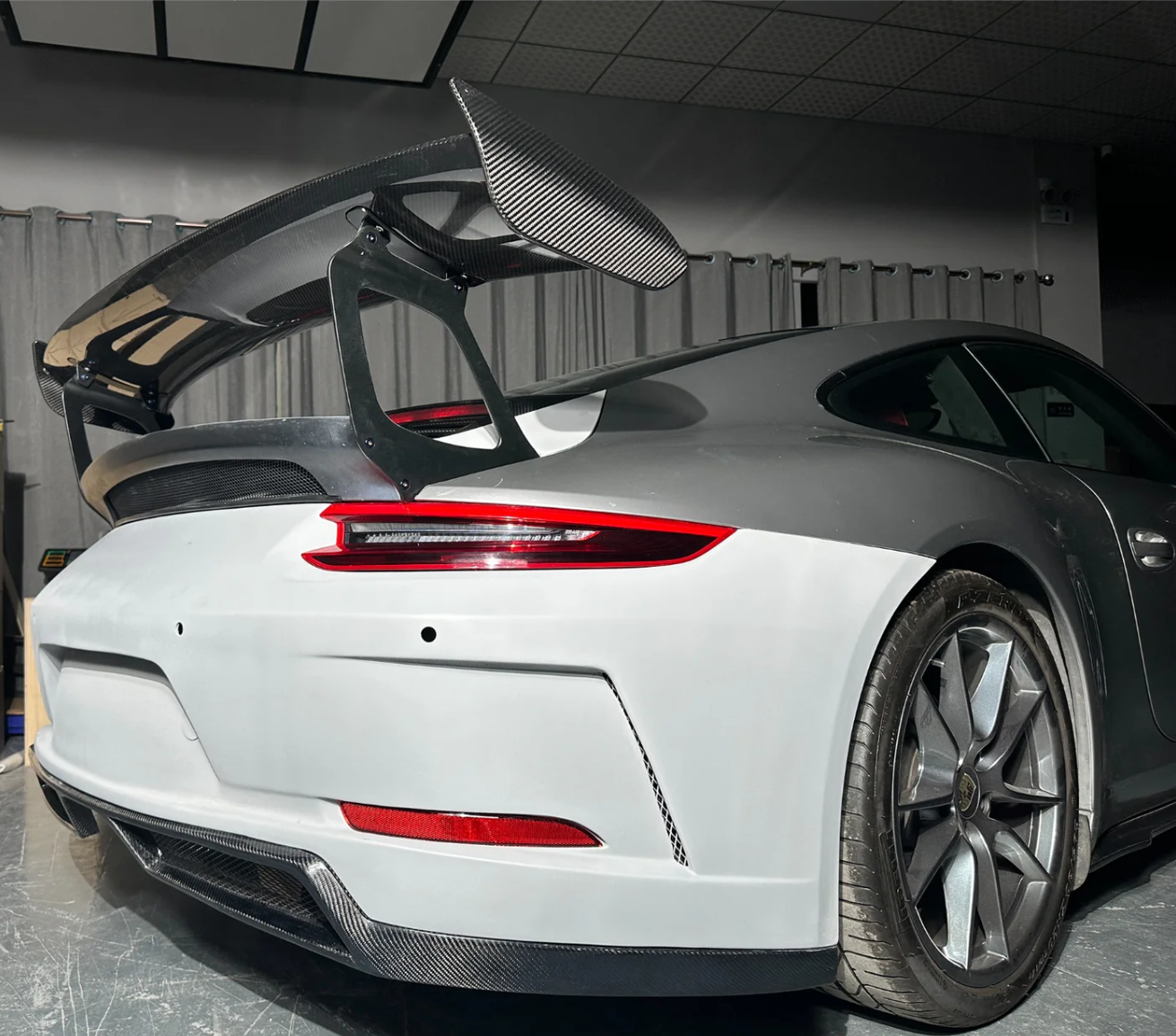 Porsche 911 Carrera 991.1 991.2 GT3RS Full Body Kit Conversion