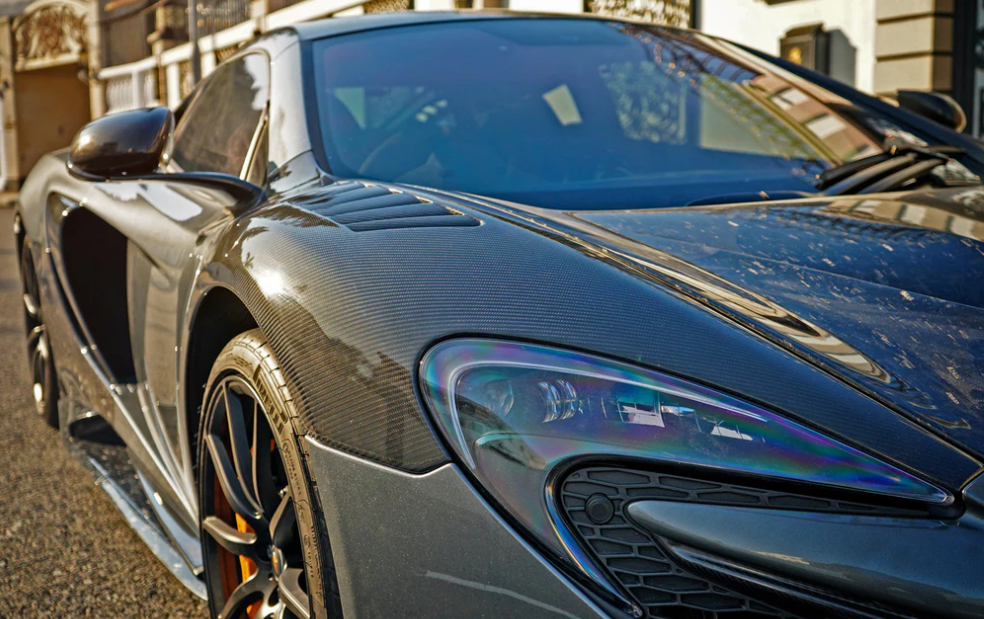 McLaren 650s Carbon Fiber Vented Fenders